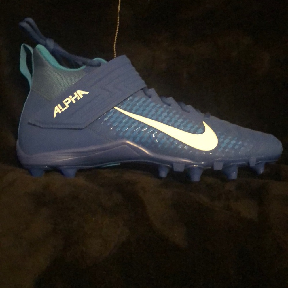 Brand new Nike Alpha Menace 2 football cleat